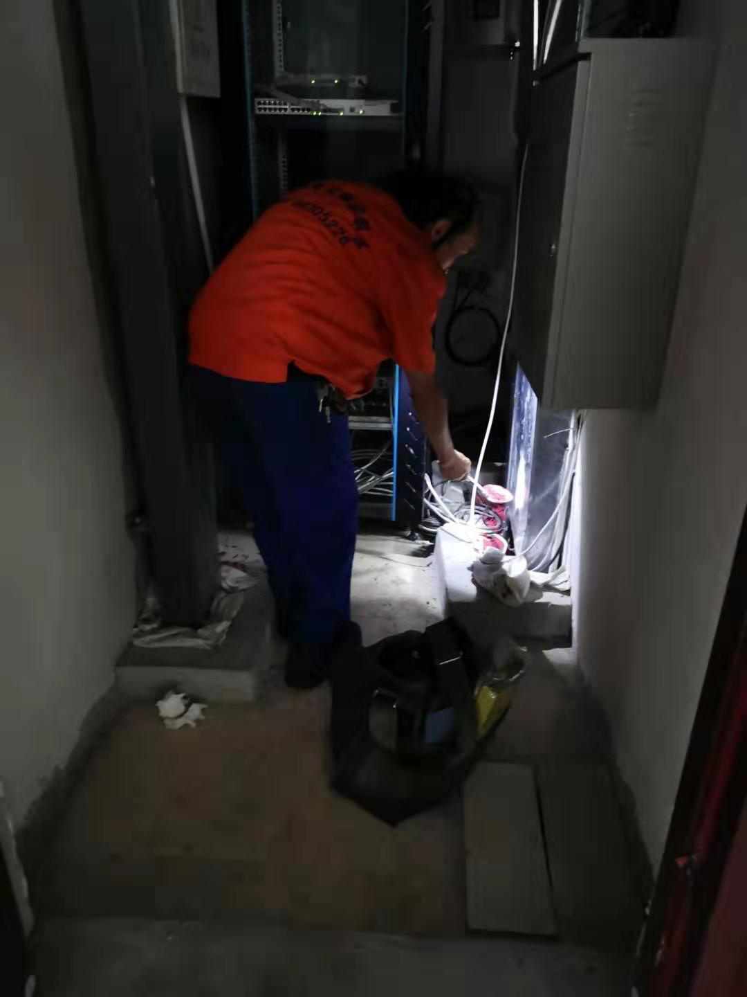 2019年貴州賓隆投資管理有限公司“賓隆購物”超市滅鼠、殺蟲